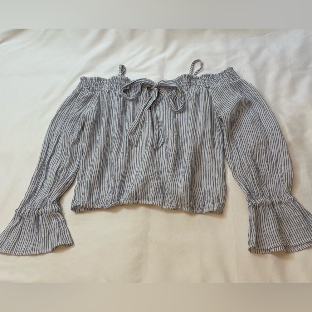 Hem & Thread Blue and White Linen Blouse Size Large